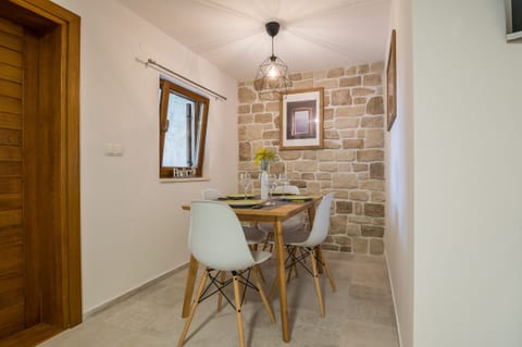 Apartments Malcic - Unit 204801-5