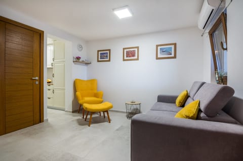 Apartments Malcic - Unit 204801-5