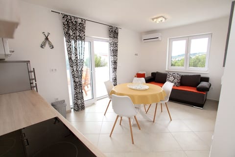 Apartments Lanterna - Unit 204804-5