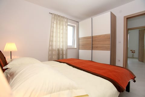 Apartments Lanterna - Unit 204805-5