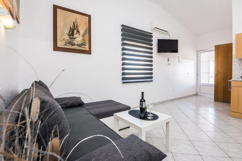 Apartments Skundric - Unit 204859-5