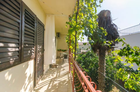 Apartments Neva - Unit 211109-16
