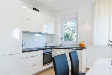 Apartment Martan - Unit 204906-5