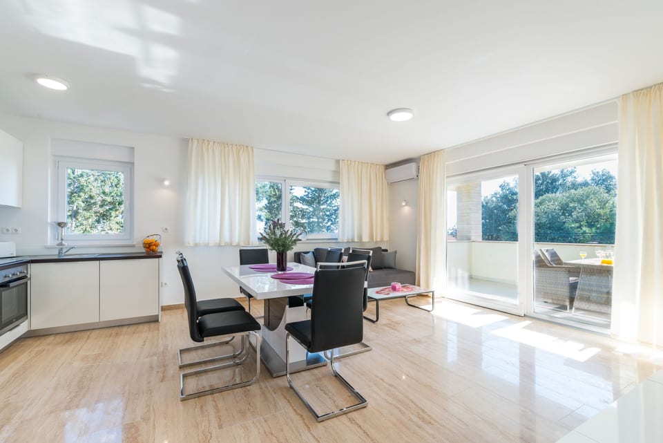 Apartment Martan - Unit 204906-5