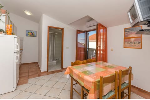 Apartments Villa Estella - Unit 204928-5