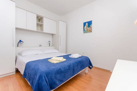Apartment Nika - Unit 204947-5