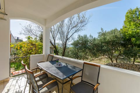 Apartment Nika - Unit 204947-5