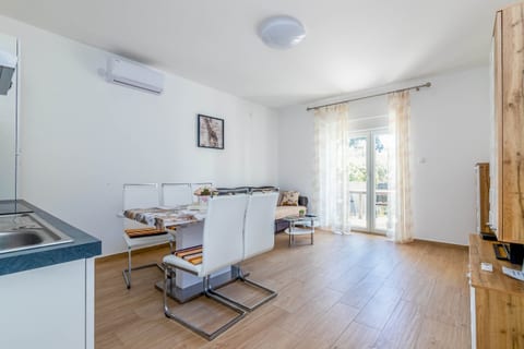 Apartment Lea - Unit 204967-5