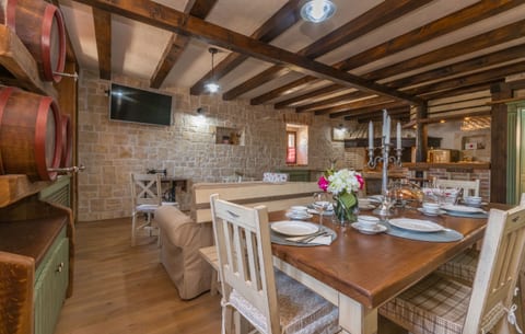 Villa Calandra - Unit 204983-5