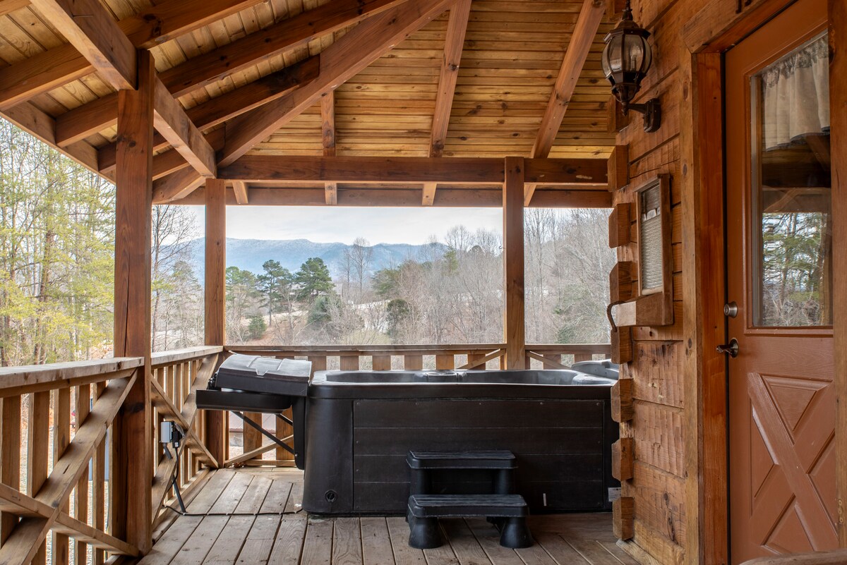 Bear Pause Log Cabin Great Smoky Mountains