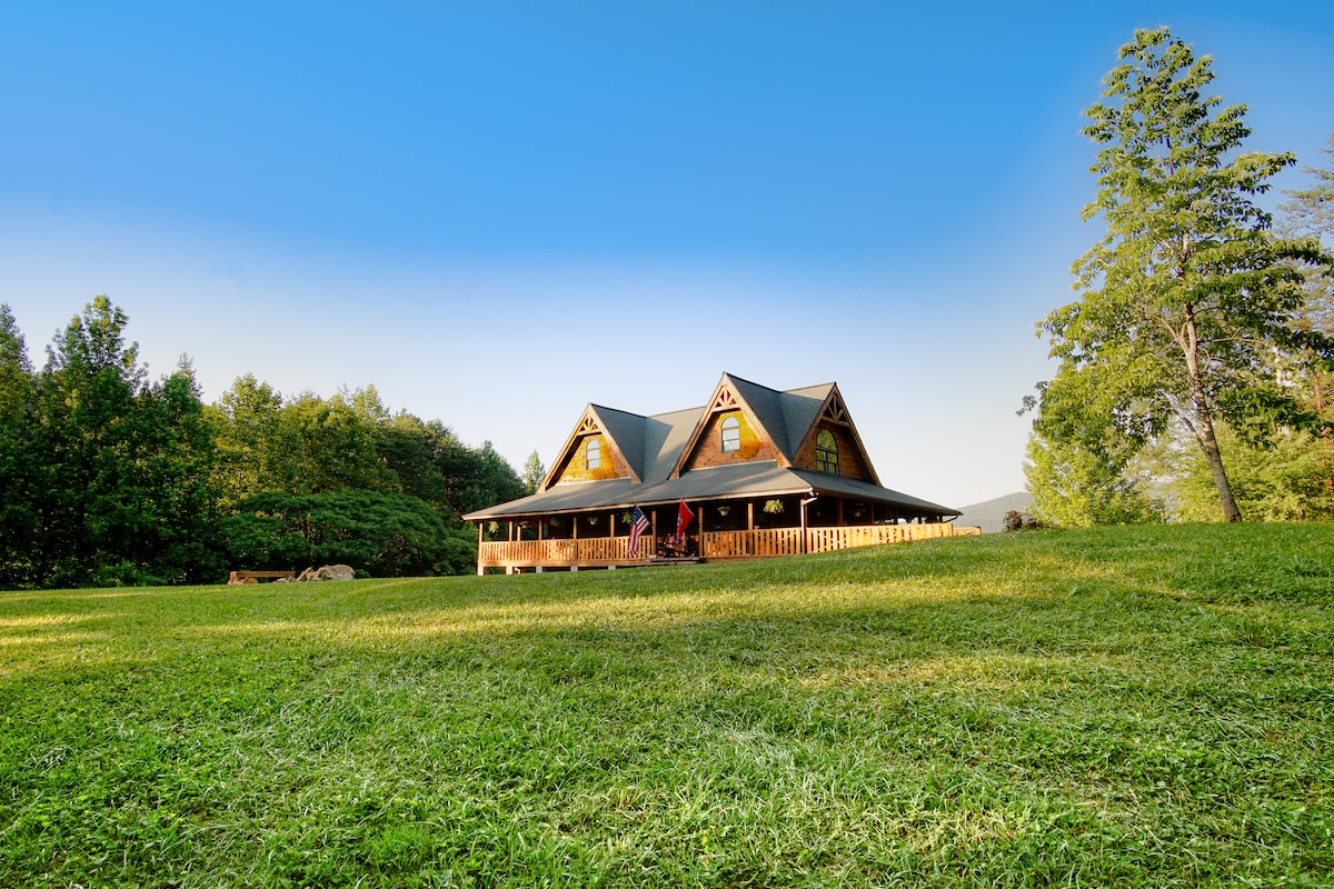Bear Pause Log Cabin Great Smoky Mountains