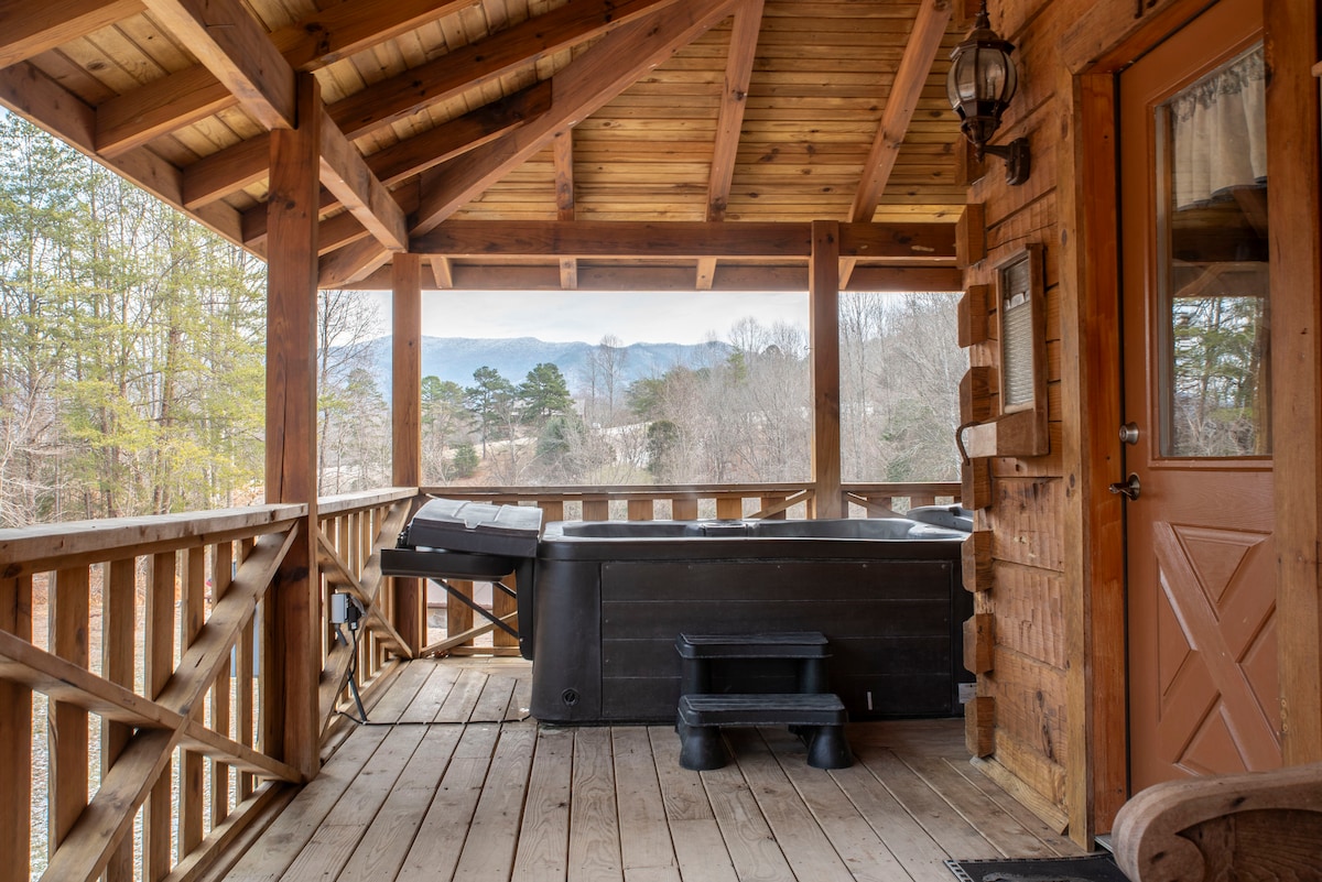Bear Pause Log Cabin Great Smoky Mountains