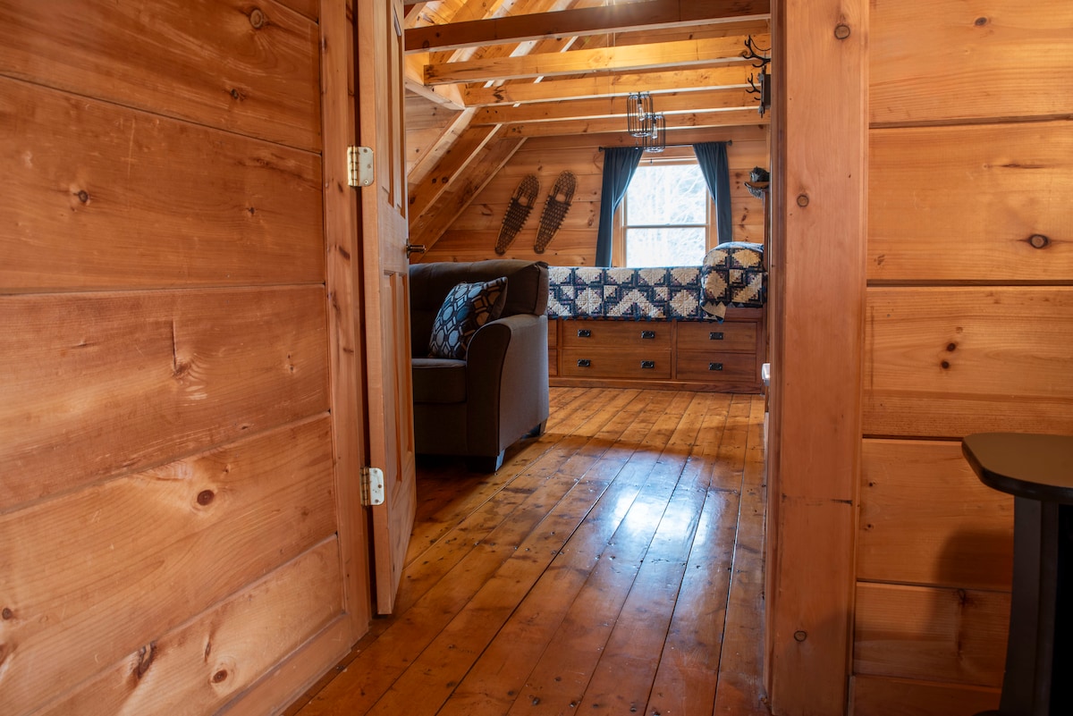 Bear Pause Log Cabin Great Smoky Mountains