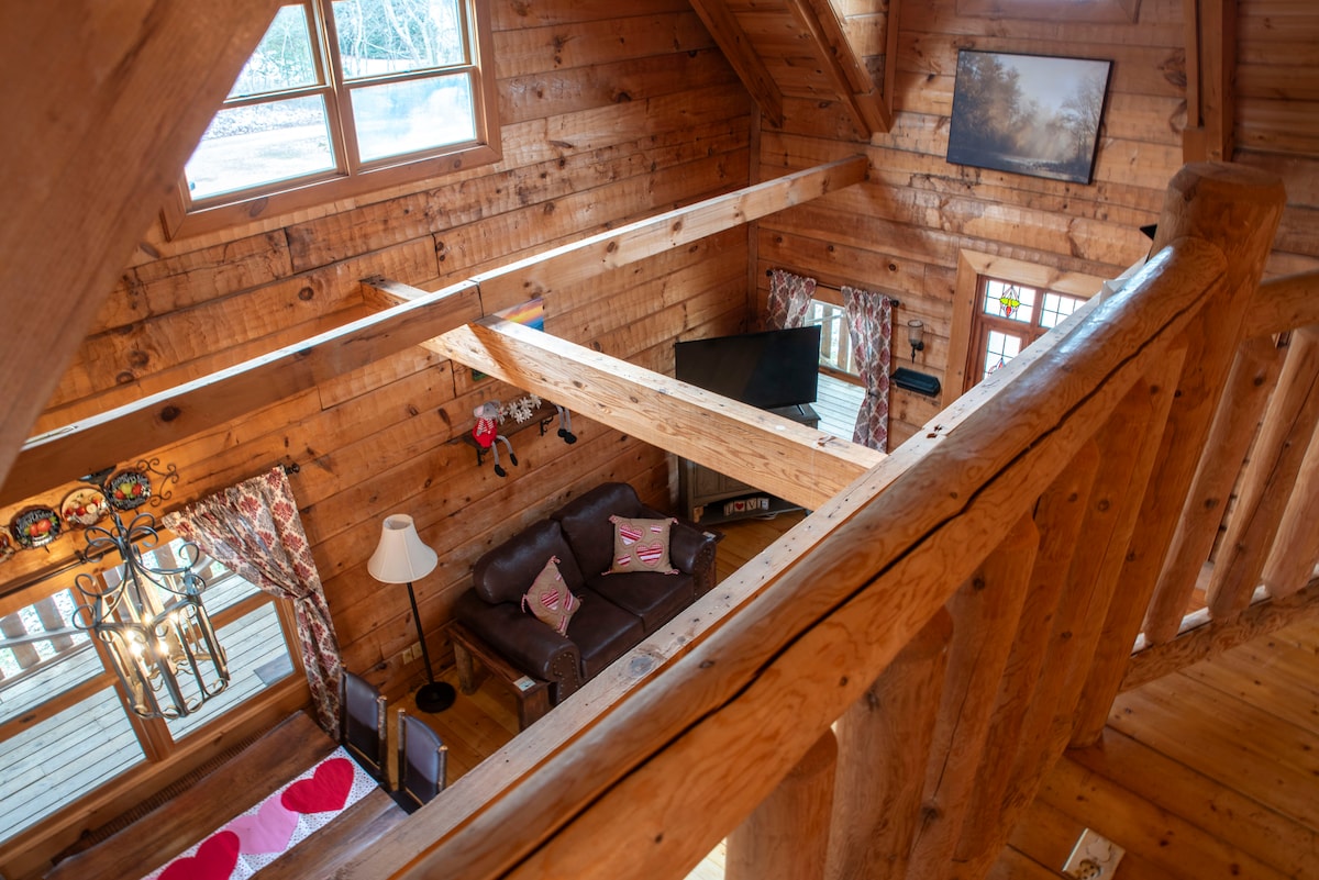 Bear Pause Log Cabin Great Smoky Mountains