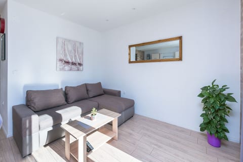 Apartment Marijo - Unit 205051-5