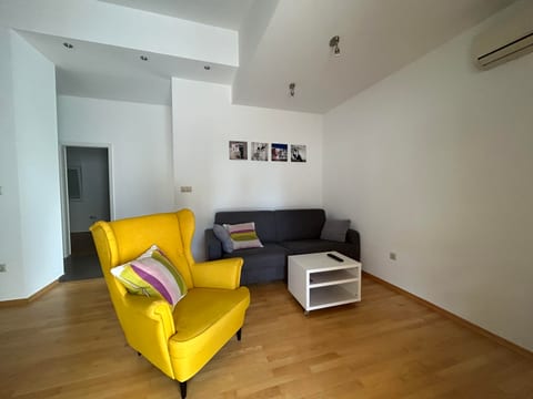 Apartment Ivana - Unit 205052-5