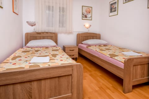 Apartments Cvitic - Unit 205166-5