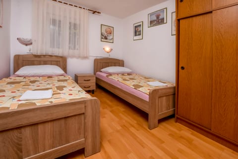 Apartments Cvitic - Unit 205166-5