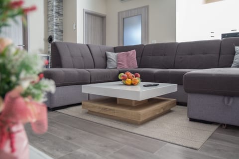Villa Nicolle - Unit 205273-5