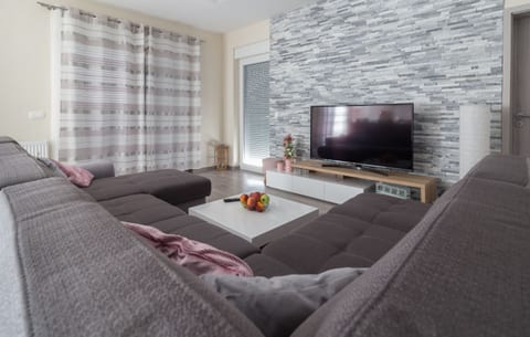 Villa Nicolle - Unit 205273-5