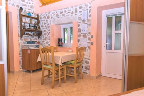 House Dinko - Unit 205427-5