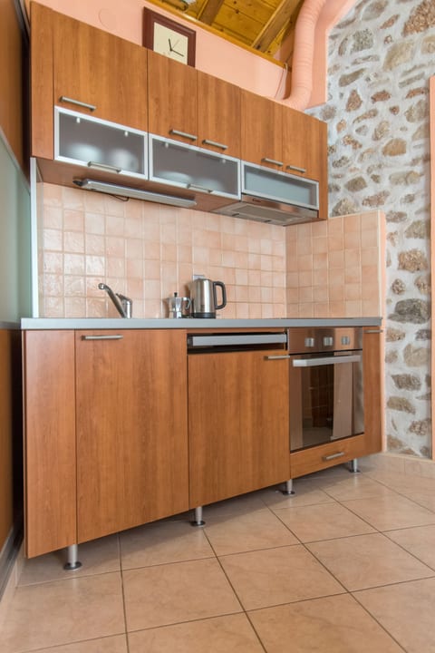 House Dinko - Unit 205427-5