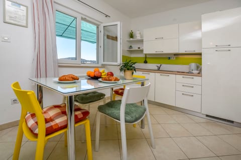 Apartment Seafront Apartments - Unit 205439-5