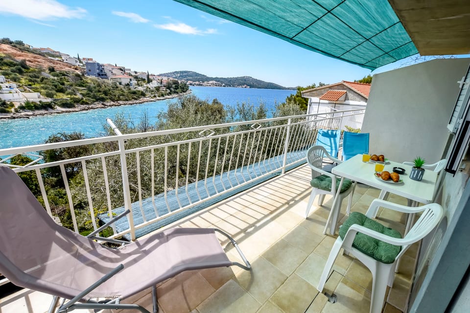 Apartment Seafront Apartments - Unit 207125-16