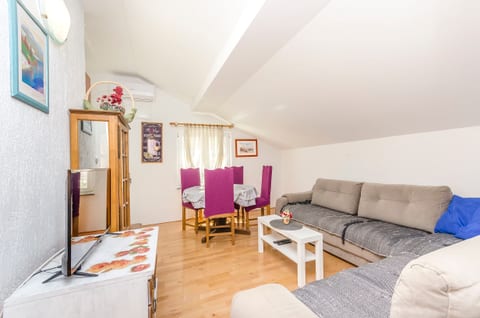 Apartment Nada - Unit 208549-5