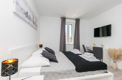 Apartments and Rooms Adriatic Suites - Unit 207399-16