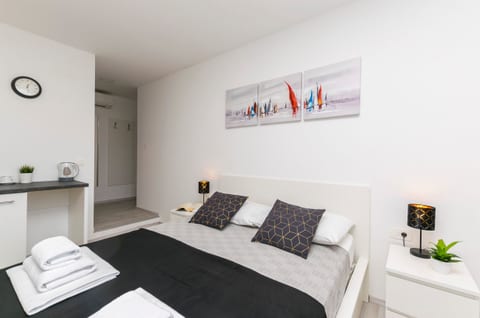 Apartments and Rooms Adriatic Suites - Unit 207399-16