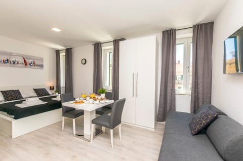 Apartments and Rooms Adriatic Suites - Unit 207398-16