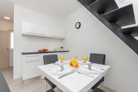 Apartments and Rooms Adriatic Suites - Unit 207400-16