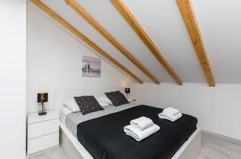 Apartments and Rooms Adriatic Suites - Unit 207400-16