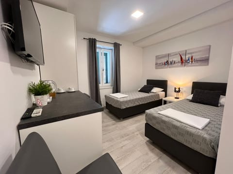 Apartments and Rooms Adriatic Suites - Unit 207401-16