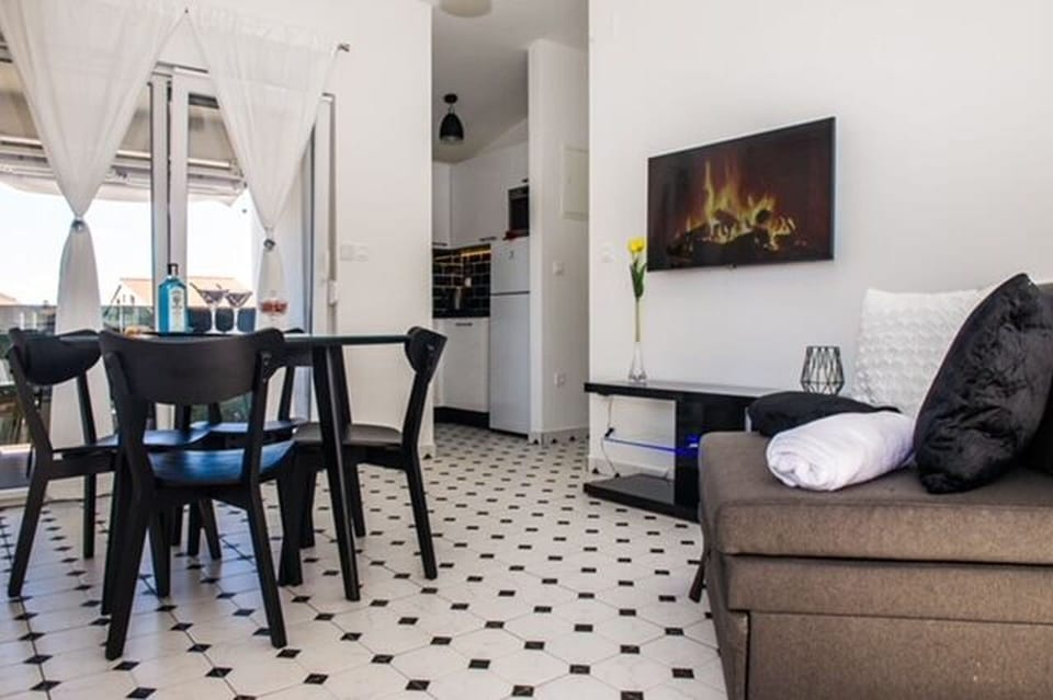 Apartments Zdeslav - Unit 211302-16