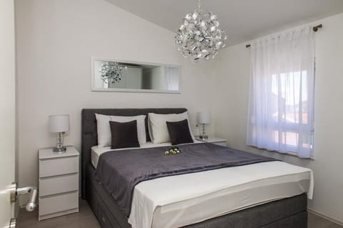 Apartments Zdeslav - Unit 211303-16