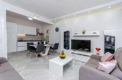 Apartment Miro and Marino - Unit 208658-5
