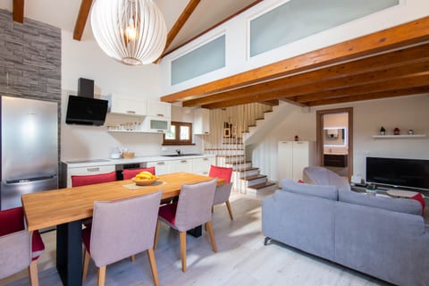 House Little Stone House - Unit 208719-5