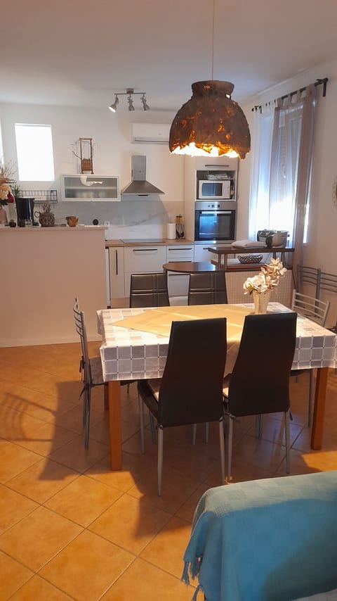 Apartments Vesna - Unit 208723-5