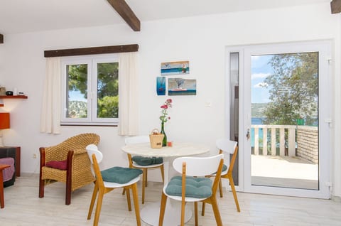 House Beachhouse - Unit 208727-5