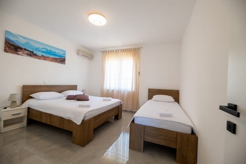 Apartments Fortuna - Unit 208738-5