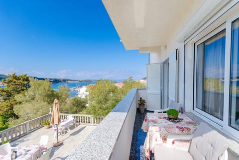 Apartments Zorka - Unit 208742-5