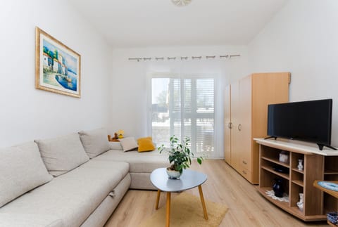 Apartments Zorka - Unit 208753-5