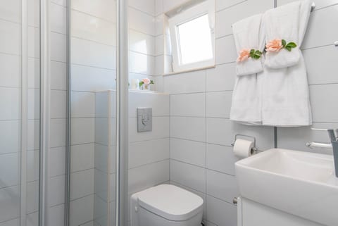 Apartments Lenka - Unit 208774-5