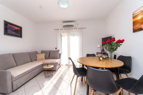 Apartments Ria Vodice - Unit 208818-5