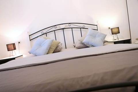 Apartment Adam - Unit 208828-5