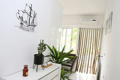 Apartment Adam - Unit 208828-5