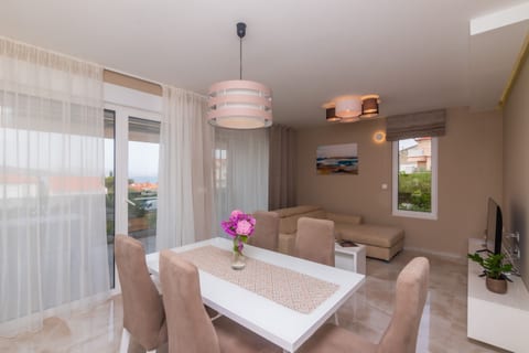 Apartments Dora - Unit 208862-5