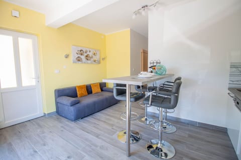 Apartment Smile - Unit 208869-5